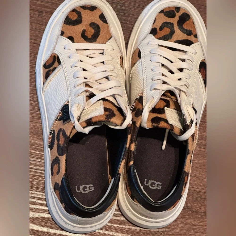 EUC UGG Alameda Spotty Lace Sneakers s7 - Picture 6 of 14